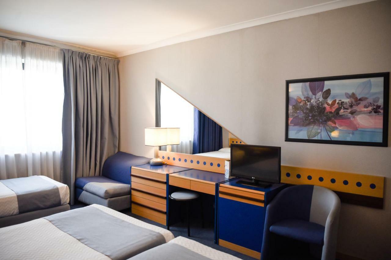 Hotel 3K Barcelona Лиссабон Экстерьер фото